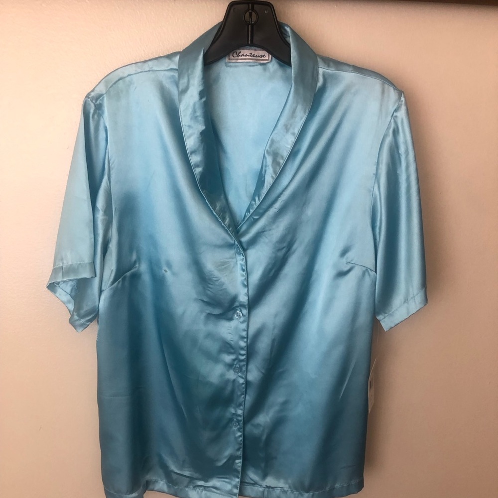 Chanteuse two piece blue short sleeve pajama set.